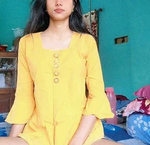 💛Yellow Button-Down Mini Top🌼