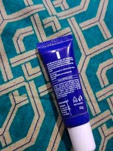 Nivea Essential Lip Balm