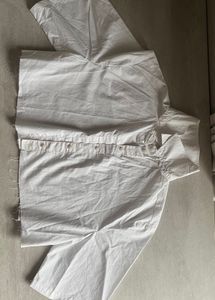 H&amp;M White Cropped shirt