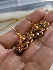 ELEGANT ANTIQUE NECKPIECE WITH EARRING