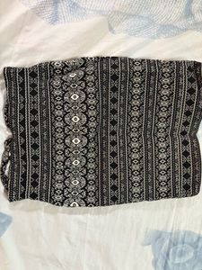 Patterned Mini Pencil Skirt