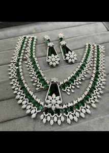 Elegant Pastel Necklace and Earrings Set