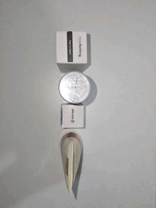 a Complete Vitamin C skincare Kit Unopened &amp; unuse