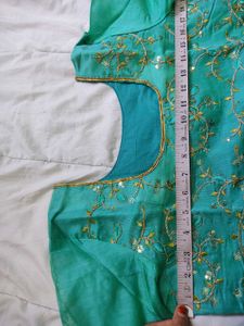 Elegant Turquoise &amp; Green Kurta Set