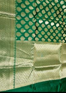 Green 🟢Banarsi Silk Saree