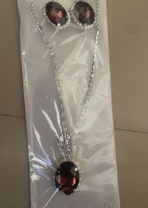 Red diamond set