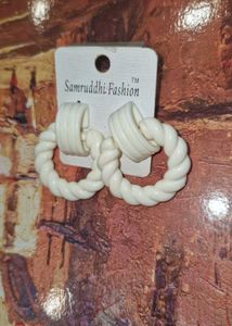 Chic Twisted Hoop Earrings