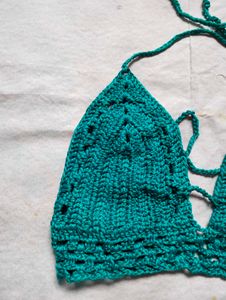 DAMN SEXY CROCHET BRALETTE