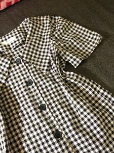 Gingham Peter Pan Collar Top