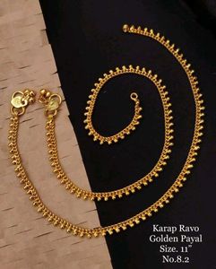 Elegant Golden Anklet