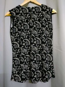 Y2k Paisley Print Sleeveless Top