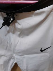 Nike Tracks