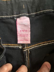 Girl&#39;s Black Denim Jeans
