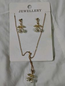 Cherry Pearl Jewellery Set