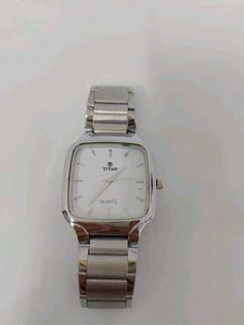 Offer🔥Titan Quartz Watch