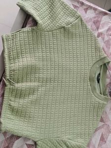 Green Cropped Textured Sweatshirt