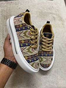 Trendy Multicoloured Shoes