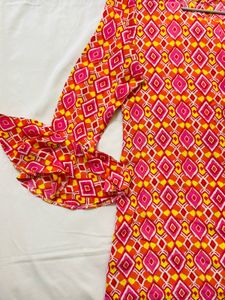 Patterned Tunic Top- New; Size M- XL