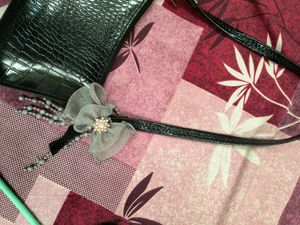 Offer✨Attractive Grey Bow Shoulder Bag