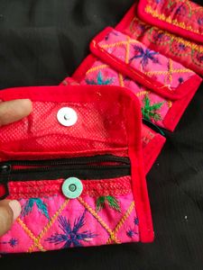 Embroidered Pouches Pp 50