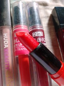 2 In 1 Lipstick 💄💋