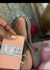 Get  Classic Kitten Heel