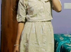 BEAUTIFUL SKIRT TOP