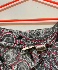 Paisley Print Top till 42