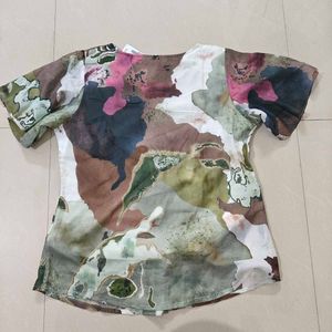 Abstract Print Top