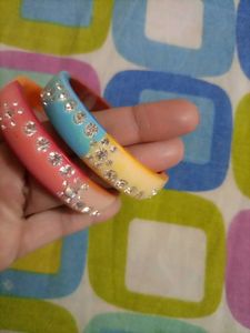 Price Reduce Sparkly Pink &amp; Yellowish Mix Bangles