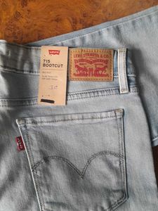 Light Wash Flare Leg Jeans