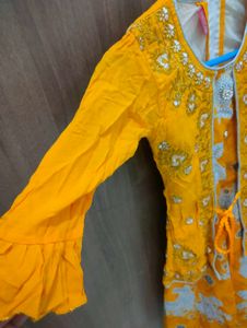 Cute Yellow Girls Clothing