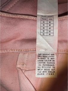 Pink ombre, slim fit jeans.