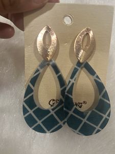 Teardrop Patterned Earrings