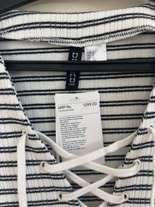 H&amp;M LACING-DETAIL BODYCON DRESS