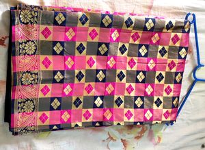 Magenta &amp; Navy Blue Silk Saree With Blouse