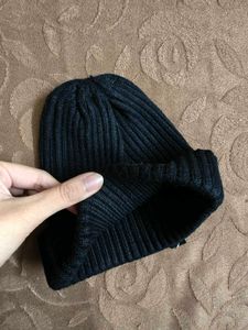 🆕️❤️ Black Cap