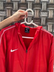 Nike Wind Cheater