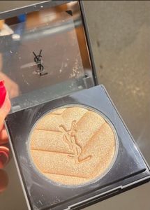 YSL Hyper Luminize Highlighting Powder