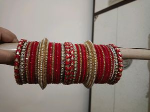 Red Chudiya Set With New