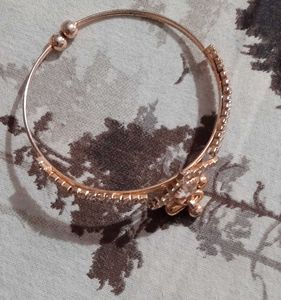 Sparkling Bangle Bracelet