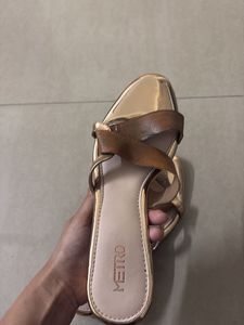 Buy3 @75% off!! Metro heels