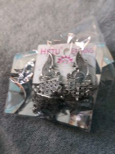 Earings