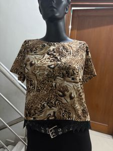 Lace Detailed Top