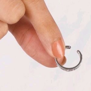 GIVA 925 SILVER ENGRAVED RING