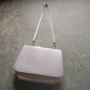 Slingbags