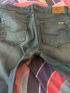 Levis Jeans For Women Size 28