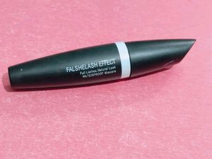 3 In 1 Mascara,Eyeliner And Eyebrow Pencil