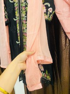 Pakistani Suit
