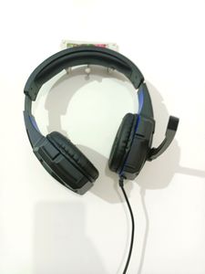Gaming Headset With Blue Lights